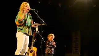 Martha Wainwright, Brad Albetta (and Arc!) - A Boire - Union Chapel, London