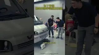 This car&rsquo;s headlight turns on only when you make monkey sounds!😝 #shortvideo #funny #funniestvideo