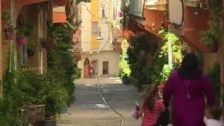 أزقة طنجة المغربية العتيقة ترتدي حلة جديدة
