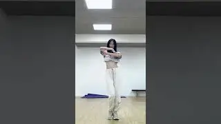 Kep1er--Up  #kep1er #up #kep1erup #bahiyyih #dayeon #xiaoting #chaehyun #upchallenge #kpop #chinese