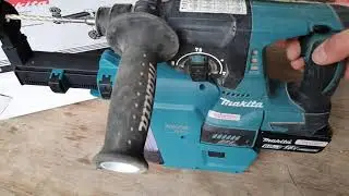 Makita DX06 Dust Extractor for Makita DHR242 SDS