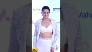 Surveen Chawla at Showsha Reel Awards 2025 #surveenchawla #shortsvideo