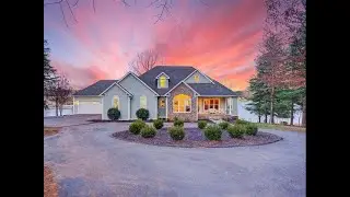 Berkshire Hathaway HomeServices Smith Mountain Lake Real Estate - 310 Oakpark DR