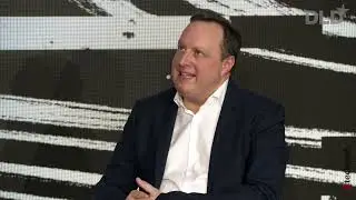 How to Grow in a Time of Uncertainty (Markus Haas, Carla Neuhaus) | DLD 23