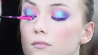 Tutorial Make Up Mascara Vamp! fluo e pigmenti | Pupa Make Up School
