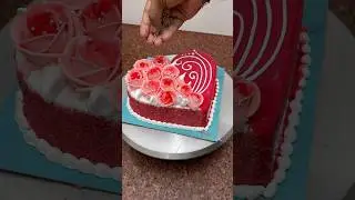 Heart shape red velvet cake #trending #shorts #shortvideo #heartshapecake #redvelevtcake