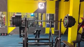 Heavy squat gym me 🏋️ #gymenthusiast #squat #vlog #gymmotivation #youtube 