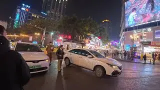 【4K】赛博重庆 2026：穿过好吃街的人海，镜头记录下雾都最极致的深夜光影