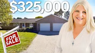 Inside a Stunning $325K Home for Sale in Appleton, Wisconsin | Full Tour!