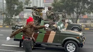 Jaipur Rajasthan Indian army parade aap log bhi sharte karte pure video chal raha hai parade
