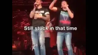 Amazing ASL Performance of Maroon 5