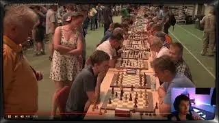 How to pick up a chess girl