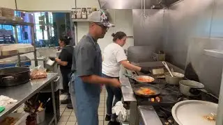 Downtown Las Vegas taco shop closes, citing immigration fears and tariffs