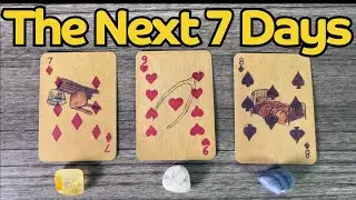 This Week&rsquo;s Tarot Forecast 🌙 Blessings, Challenges & Advice