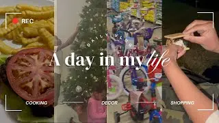 CHAOS AND CHEER: A DECEMBER DAY IN THE LIFE OF A MOM OF 7 KIDS| DECORATING | GROCERY SHOPPING | FOOD
