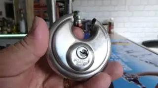 010 TLI No Name Disc Lock B&Q or Wickes