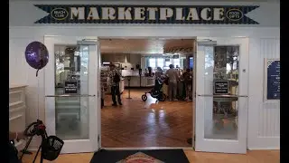 2025 Beach Club Marketplace: продуктовый магазин и сувенирный магазин. Курорт Disney's Beach Club...