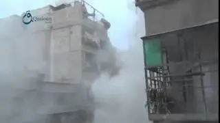 Qasioun News: Damascus: Moment of Bombing one of the buildings in Jobar neighborhood 6-11-2015