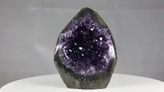 Beautiful small Brazilian amethyst geode - crystal cave