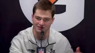 Patriots Drake Maye Refused to Say Matt Damon Sucks at Super Bowl Media Day