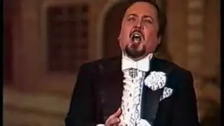 Hendrik Krumm sings 