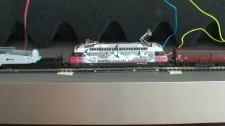 maerklin spur z kupplung 8587 marklin scale z slow makro working.MTS