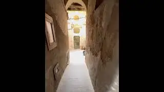 Vi porto a fare un giro nel borgo di Pisciotta.