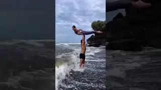 Will he CATCH HER?😱 @herrgoku  #shorts #yoga #acro