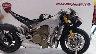 2018 Ducati Panigale V4 Speciale Engine and Frame @ 2017 Motorcycle Live