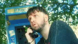 Visors & Brion Aiota - Standing Outside A Broken Phone Booth With Money In My Hand [Official Video]