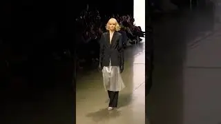 Рижская Неделя Моды 2023, Iveta Vecmane - model #4, #eurotv #fashionshow #fashion