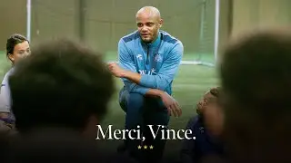 THANKS FOR EVERYTHING | Vincent Kompany talking to the RSC Anderlecht academy players.