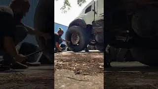 Peeling a steer tire changing a tire without removing the rim