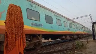 Agartala - Bangalore Humsafar Express Departure and Acceleration from Malda Town | PantographPeak
