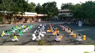 Mass drill with Balloons 🎈 Sitting Exercise s Our school students