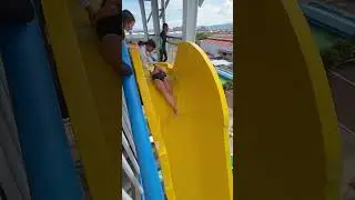 БЕЗУМНЫЙ ПАРАЖ‼️😂🤣 #foryoupage #WaterWorldCebu #водныегорки #аквапарк #fblifestyle