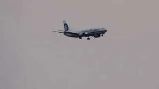 Alaska Air Cargo Boeing 737-400F Landing Juneau