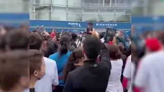 🔥PSG FANS WAITING FOR MESSI'S ARRIVAL AND MEDICAL🔥