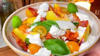 Salade de P&ecirc;ches, Burrata, Tomates avec 1 Sauce Vinaigrette de Framboises &hearts;