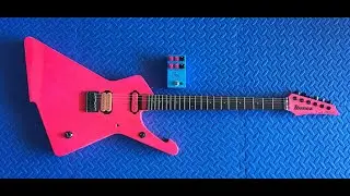 Paul Gilbert - Ibanez Pink 