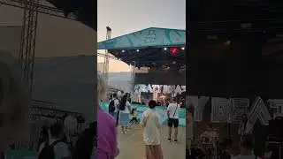 2025.09.07 Москва. Сад Эрмитаж.  Кавер-группа 