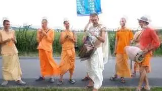 Simple Brahmachari life - Join and sink in