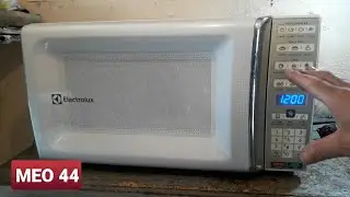 MICROONDAS ELETROLUX MEO44 LIGA E NÃO INICIALIZA.TECLADO TRAVADO