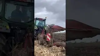 Fendt_514vario_🤩💨@thomas_coene_#fendt_#corn_#plowing_#ploegen_#fyp_