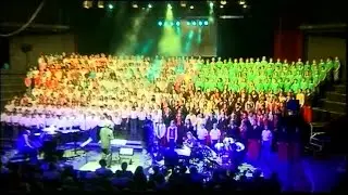 AKA MOON (Cassol-Galland-Hatzigeorgiou) + 600 Kids