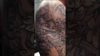 Chris is ready to finish his tattoo. Final session. #tattoo #fps #artist