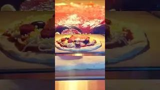 Making pizza 🍕 - testing the ooni volt 12 (a great indoor/outdoor oven)