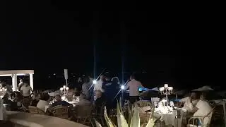 Cugini di Campagna, sciabolata al Riva Ristorante e Lounge Bar Falerna Beach Riviera dei Tramonti.