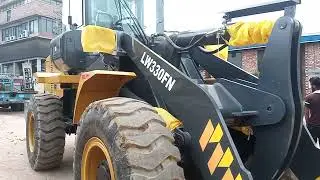 Wheel Loader XCMG LW330FN Heavy Vehicle Review | Construction Equipment
