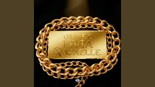Usando Livia Rafaelle